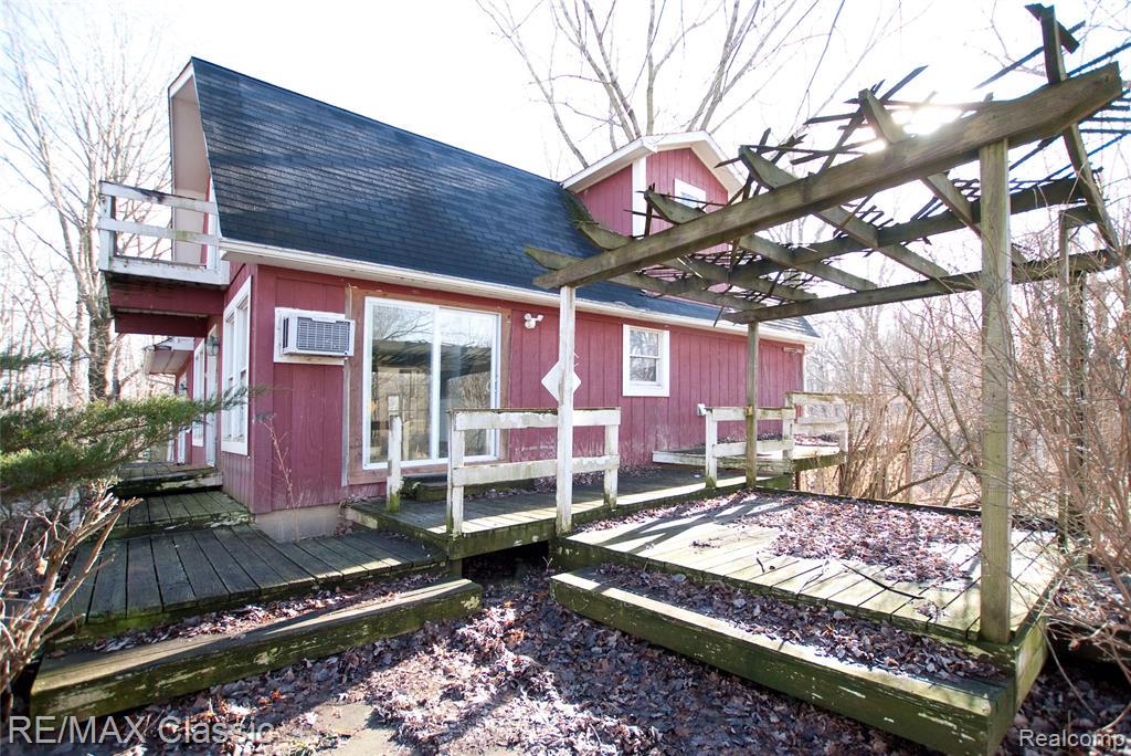 1315 W Marr Road, Howell, MI 48855 — Photo 24