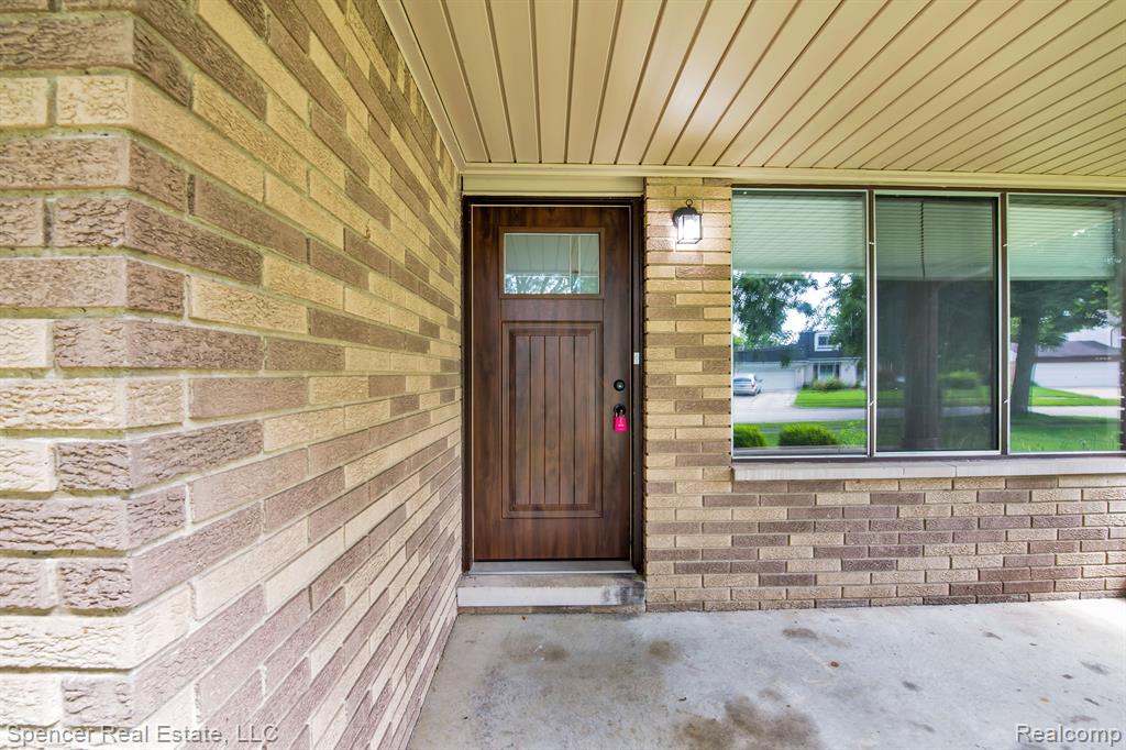 6280 Walker Drive, Troy, MI 48085 — Photo 5