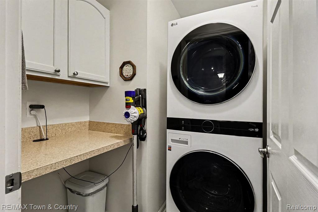7241 Kings Way, Flushing, MI 48433 — Photo 21