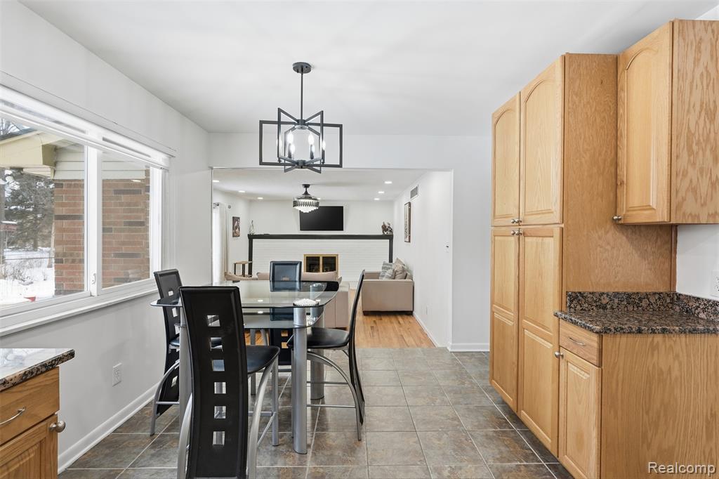 39563 Cadborough Drive, Clinton Twp, MI 48038 — Photo 11