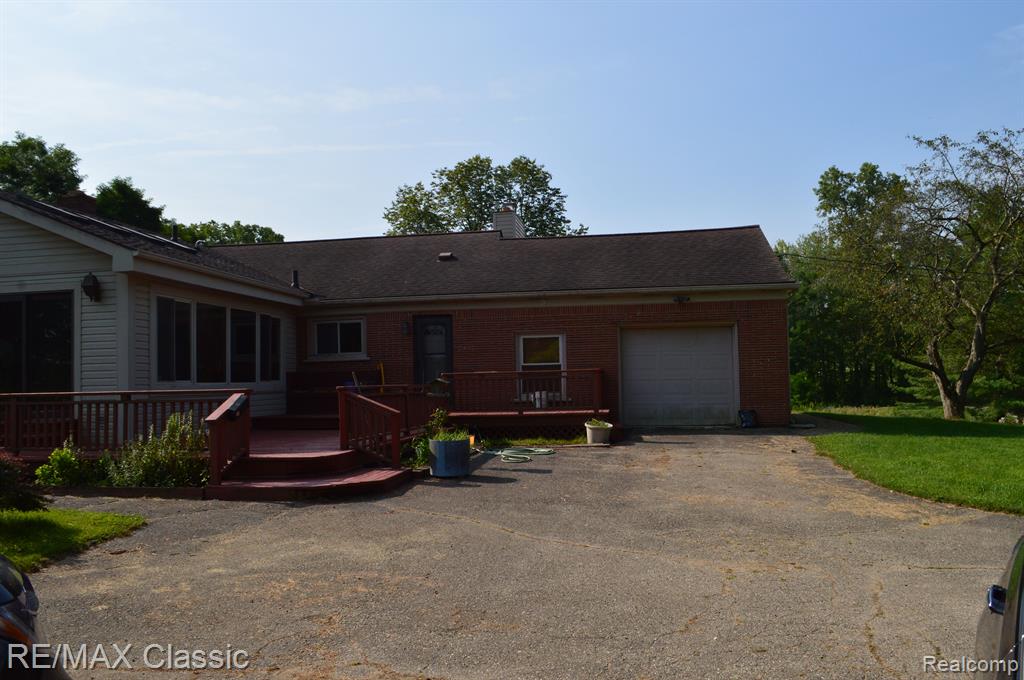 56000 9 MILE Road, South Lyon, MI 48178 — Photo 34