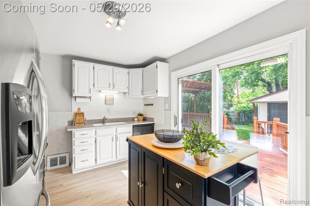 1019 Hoffman Avenue, Royal Oak, MI 48067 — Photo 10