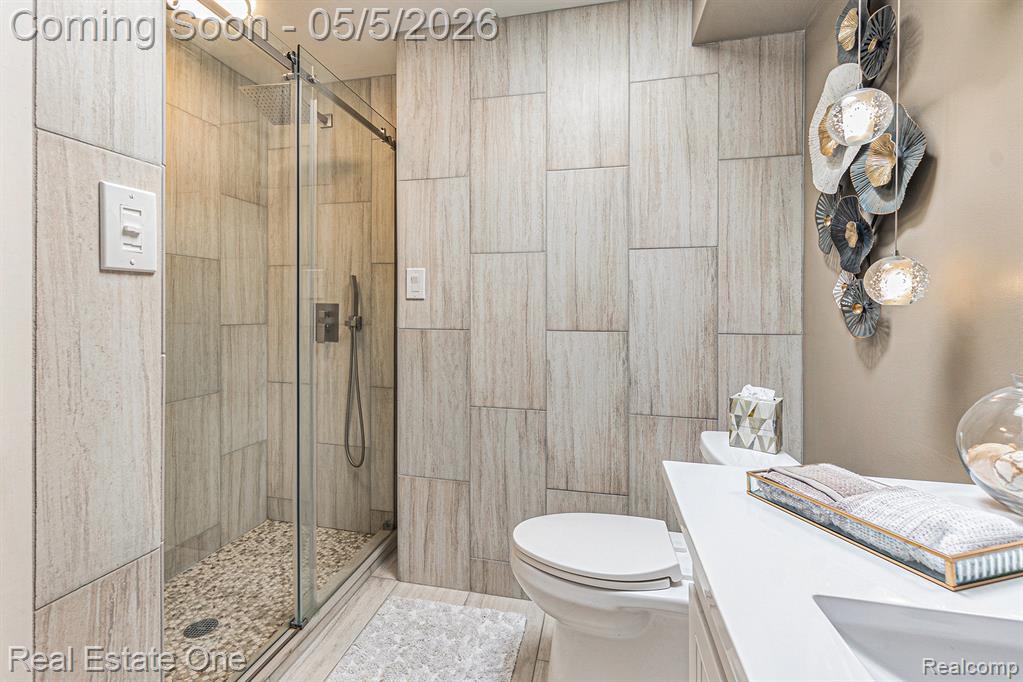 5567 Edinborough, West Bloomfield, MI — Photo 16