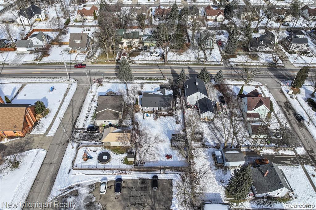 906 MAIN Street, Fenton, MI 48430 — Photo 41