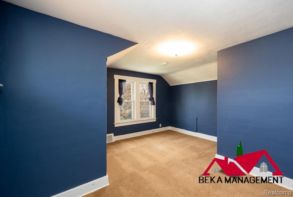 6 Kensington Boulevard, Pleasant Ridge, MI — Photo 15