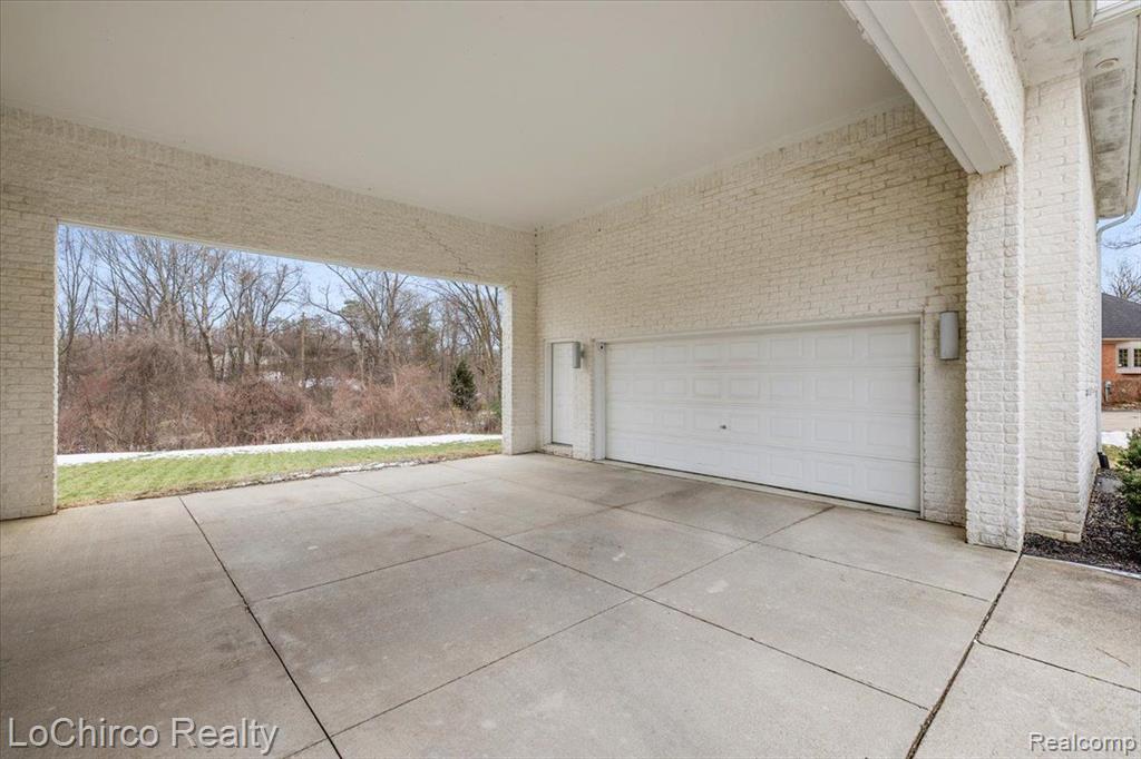 924 KNOB CREEK Drive, Rochester, MI 48306 — Photo 42