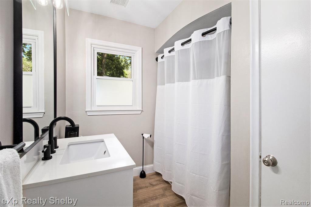 8873 S Main Street, Plymouth, MI 48170 — Photo 19