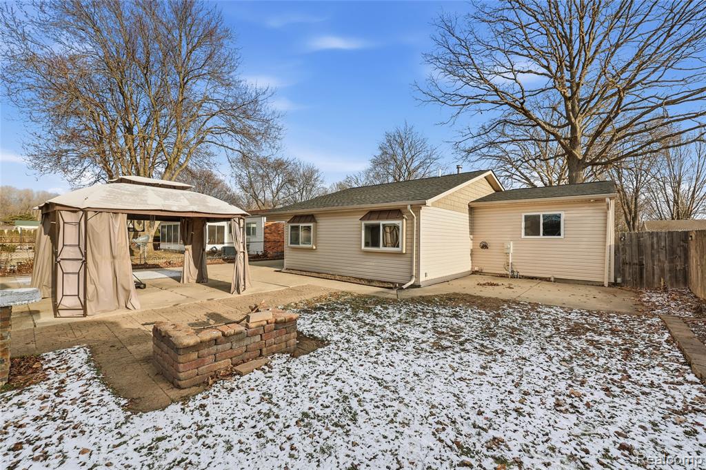 50661 Jim Drive, Chesterfield, MI 48047 — Photo 38