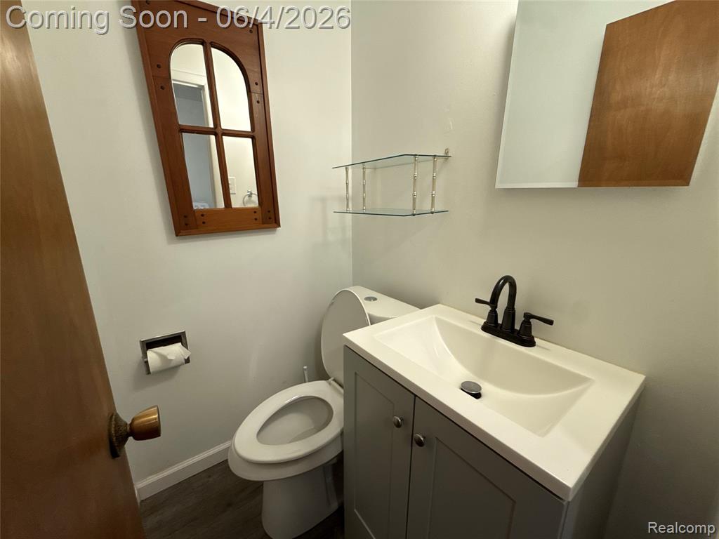 6382 Houghten Drive, Troy, MI 48098 — Photo 39
