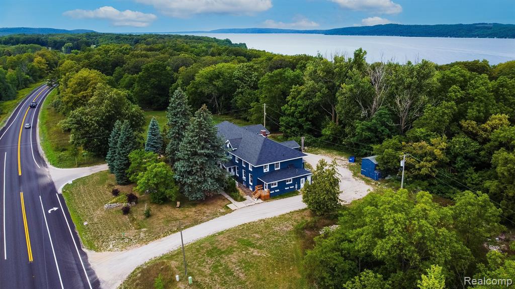 5908 FRANKFORT Highway, Benzonia, MI 49616 — Photo 2
