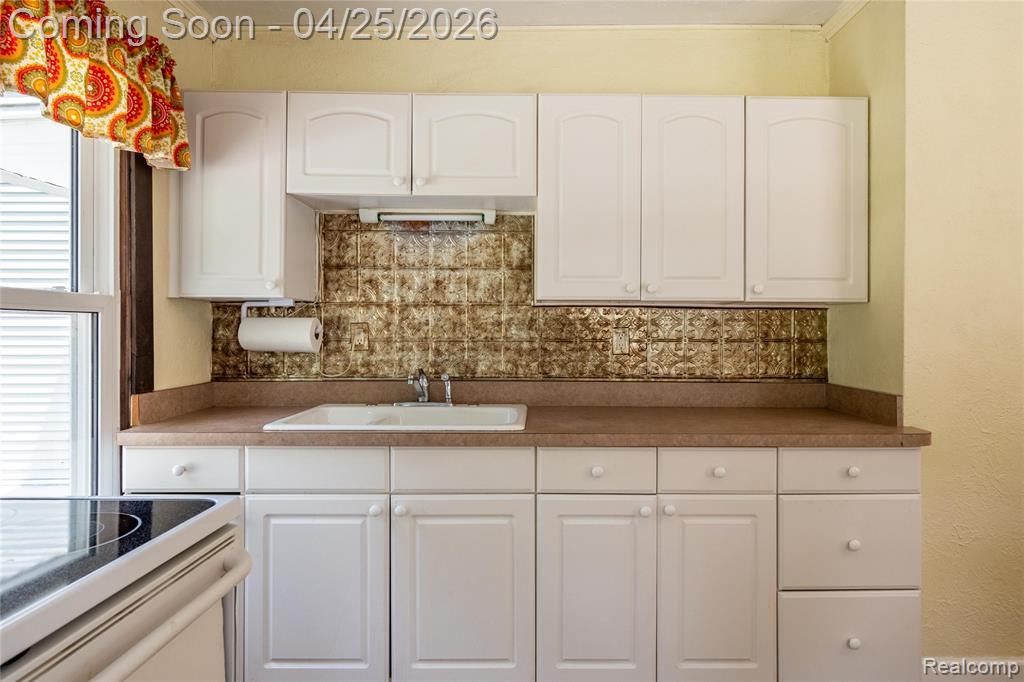 2218 Wixom Road, Commerce Twp, MI 48382 — Photo 45