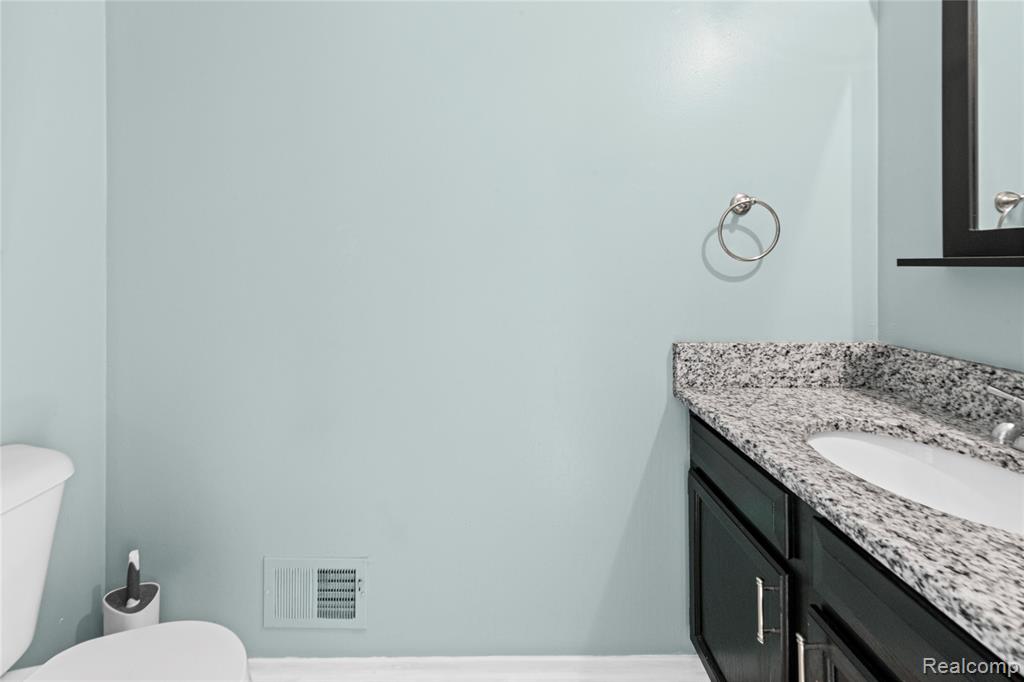4959 Kingswood Drive, Warren, MI 48092 — Photo 19