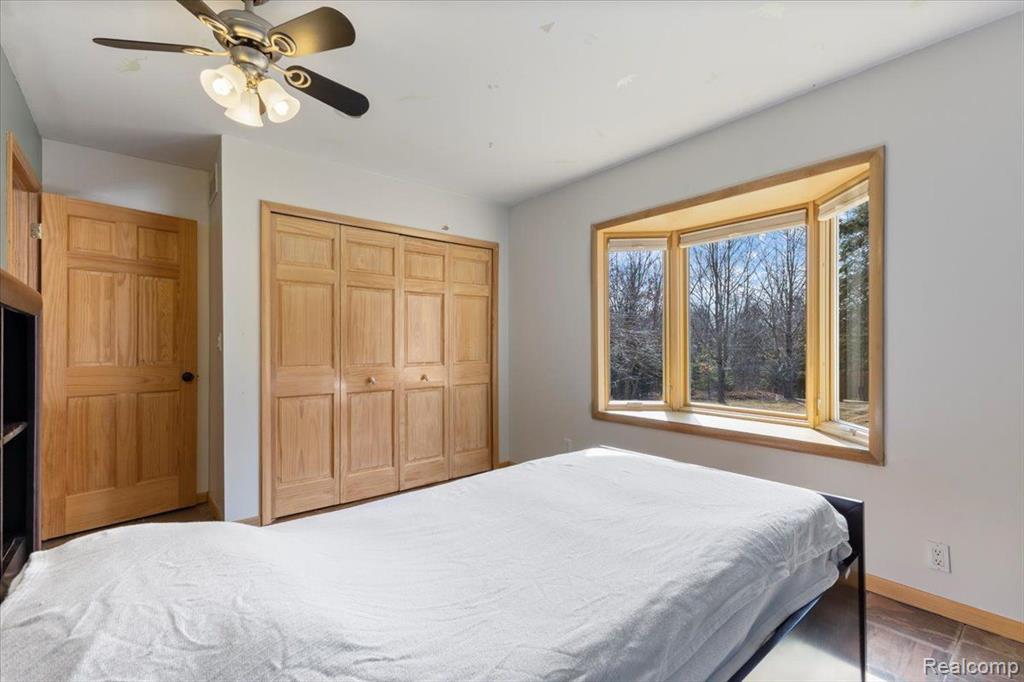 572 CASEMER Road, Lake Orion, MI — Photo 49
