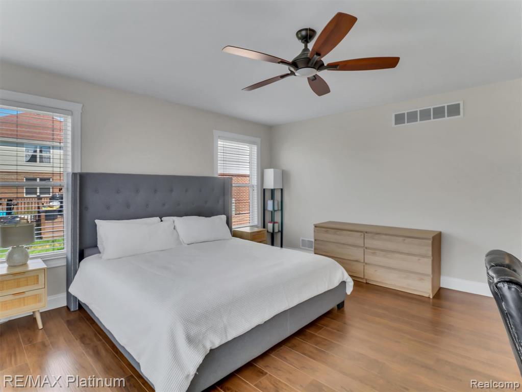 42202 Milton Drive, Belleville, MI 48111 — Photo 18