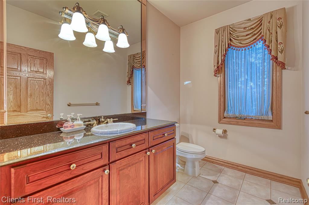 40600 8 Mile Road, Novi, MI 48167 — Photo 46