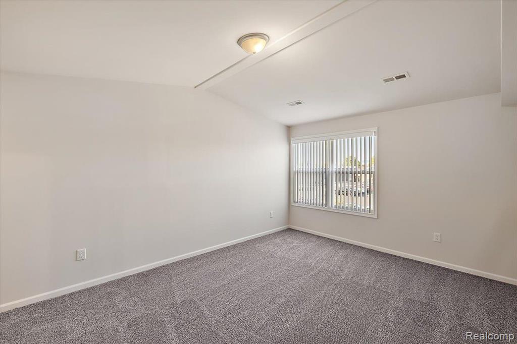 8286 Heywood Circle, Sterling Heights, MI 48312 — Photo 12