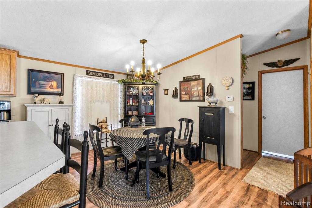 29311 Hidden River Drive, Gibraltar, MI — Photo 4