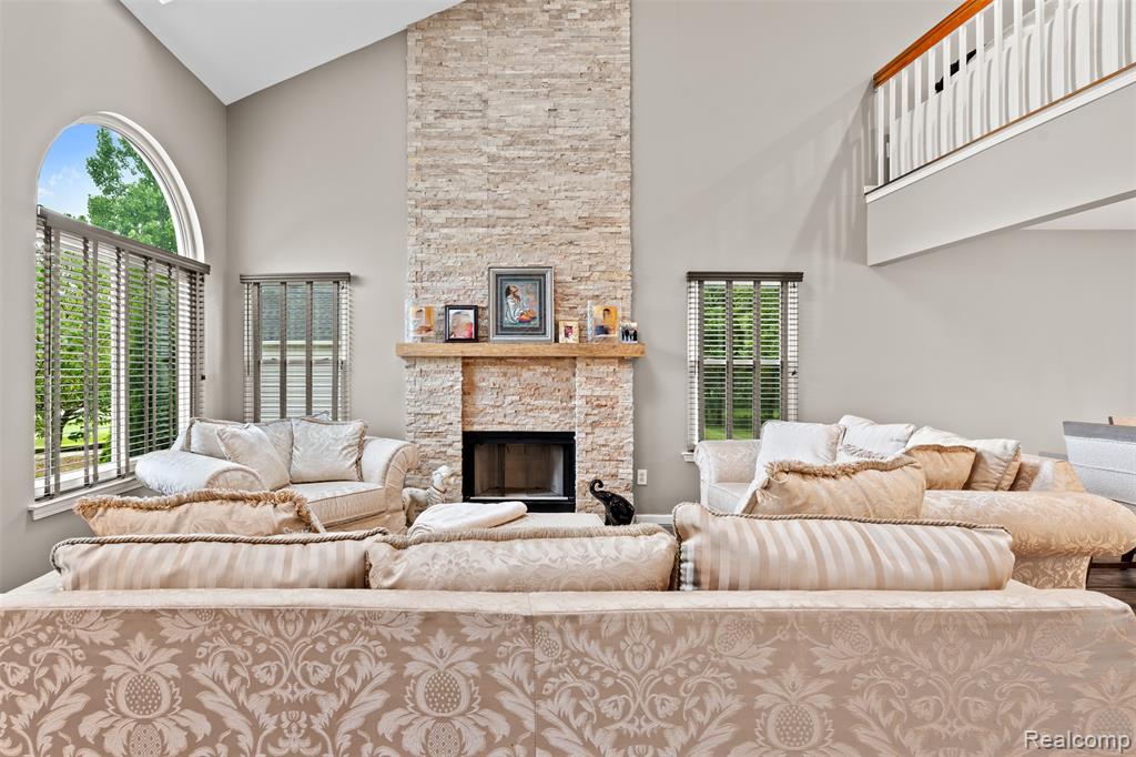7077 Amanda, Belleville, MI 48111 — Photo 6
