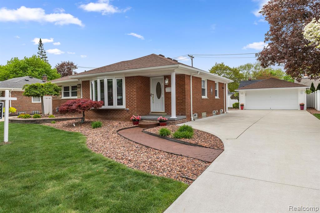 9280 REECK Road, Allen Park, MI 48101 — Photo 4