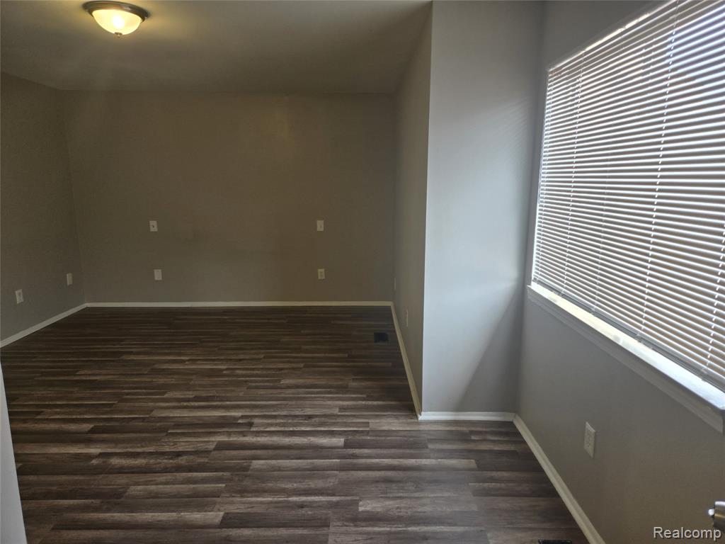 5353 Wright Way W, West Bloomfield, MI — Photo 29