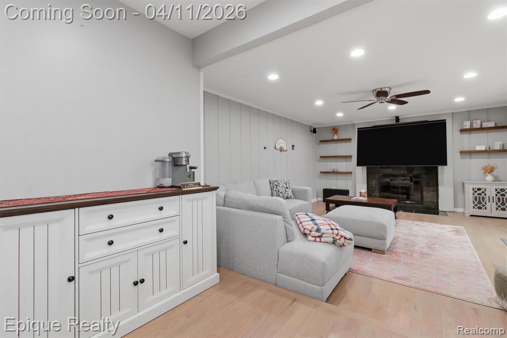 42486 Saltz Road, Canton, MI 48187 — Photo 7