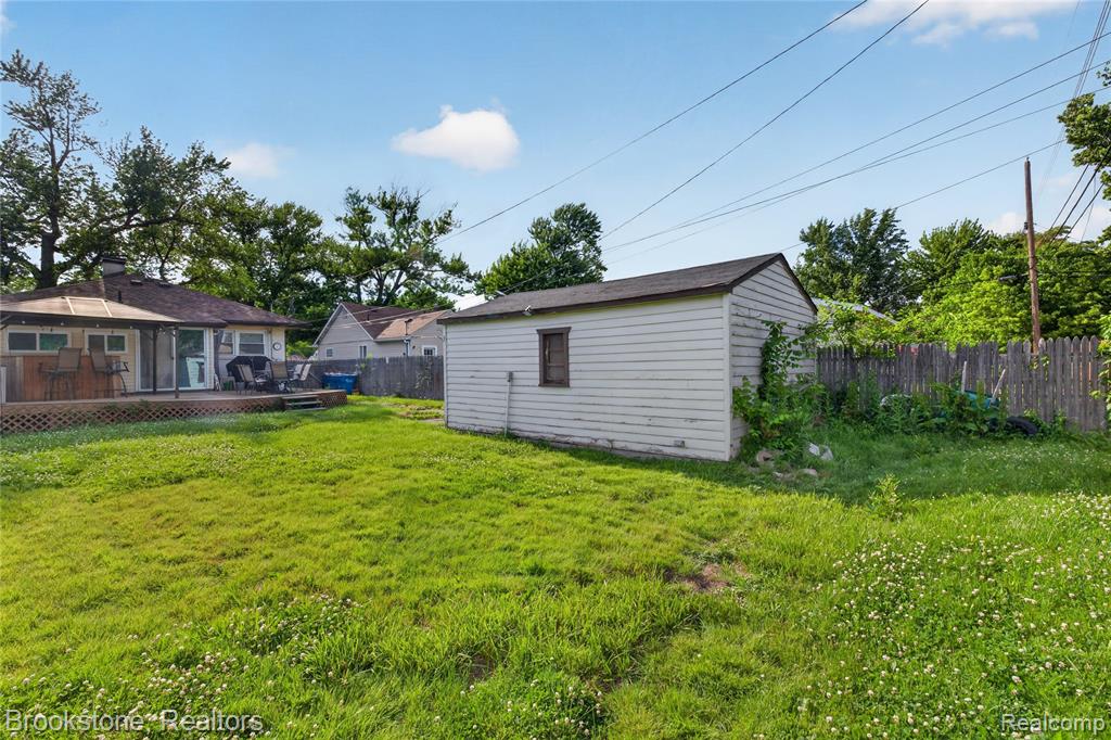23496 Willard Avenue, Warren, MI 48089 — Photo 12