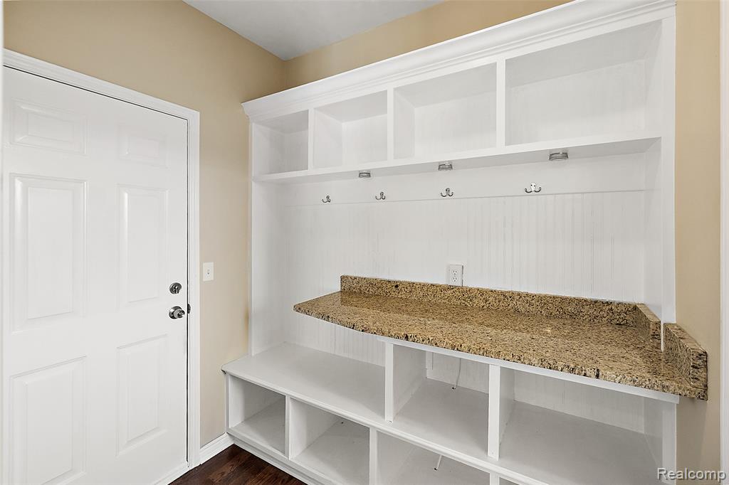 46267 Terrace Drive, Shelby Twp, MI 48317 — Photo 60