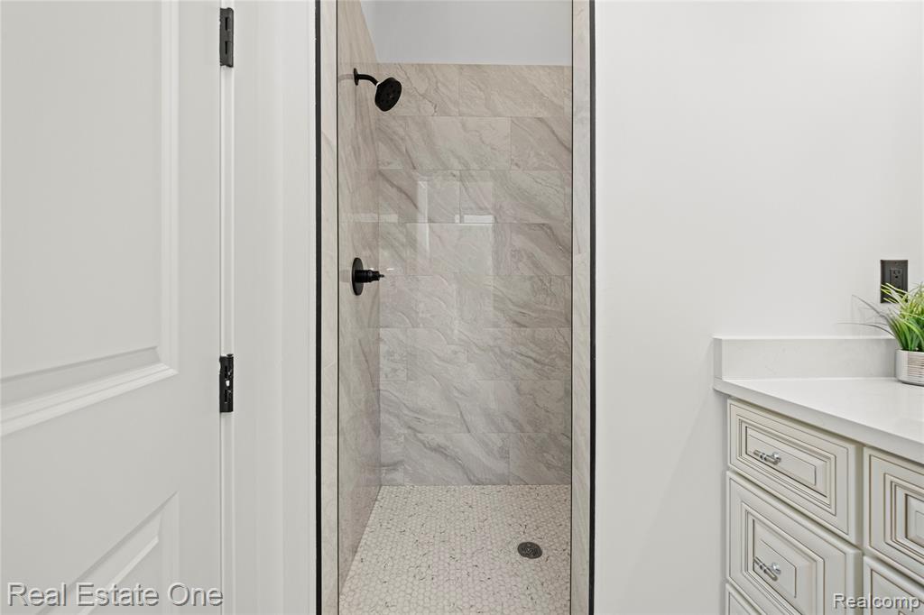 5321 Rochester Road, Troy, MI 48058 — Photo 34