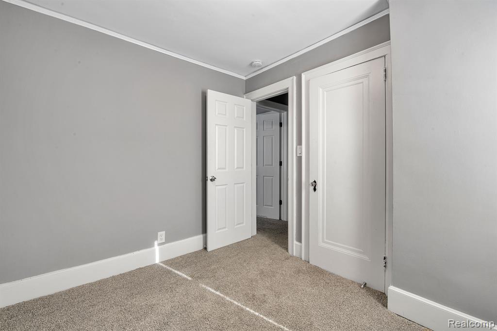 19372 SANTA BARBARA Drive, Detroit, MI 48221 — Photo 14