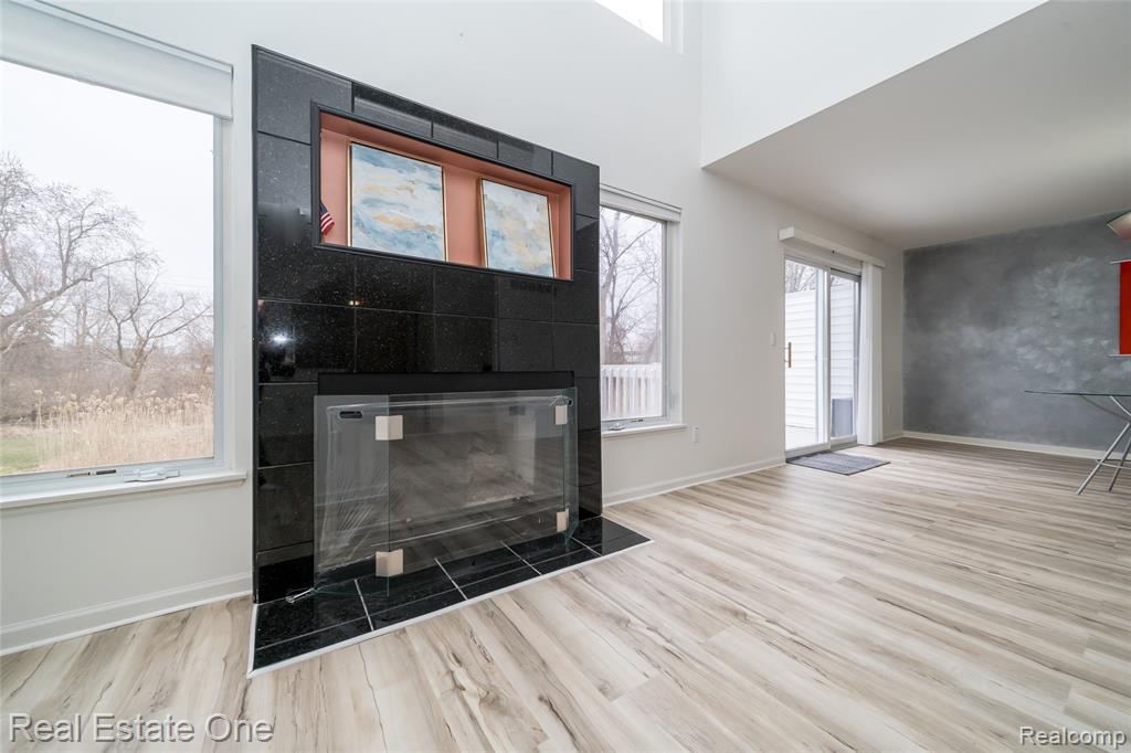 24099 Tana Court, Farmington, MI 48335 — Photo 17