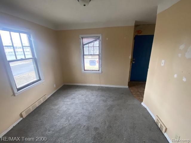 18904 Mallina Street, Grosse Pointe, MI 48236 — Photo 20