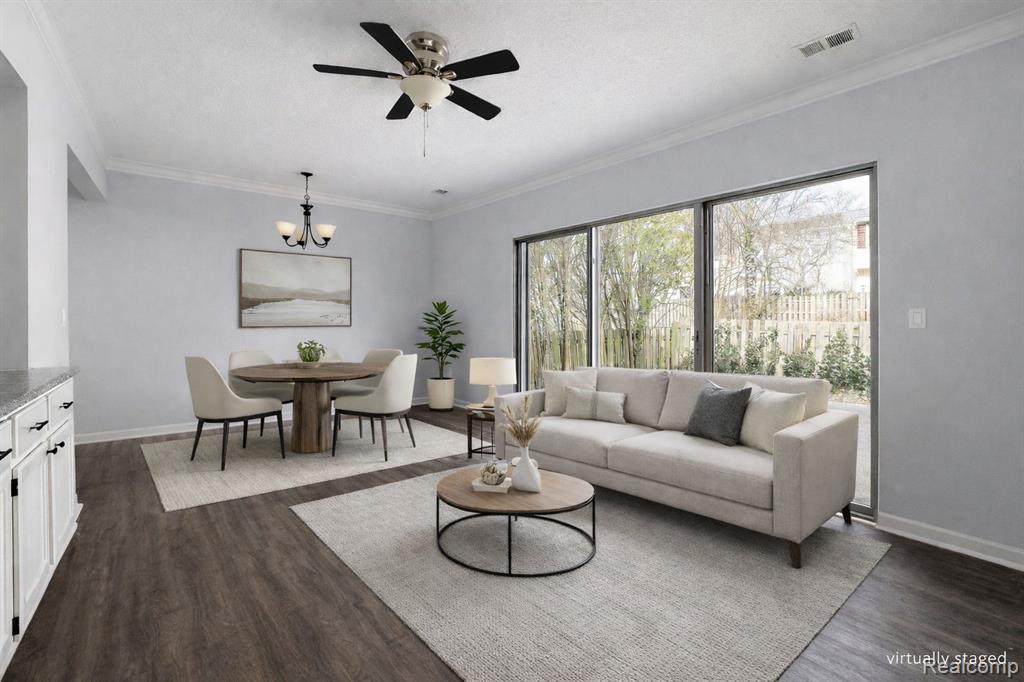 19585 Mariner Court, Northville, MI, 48167