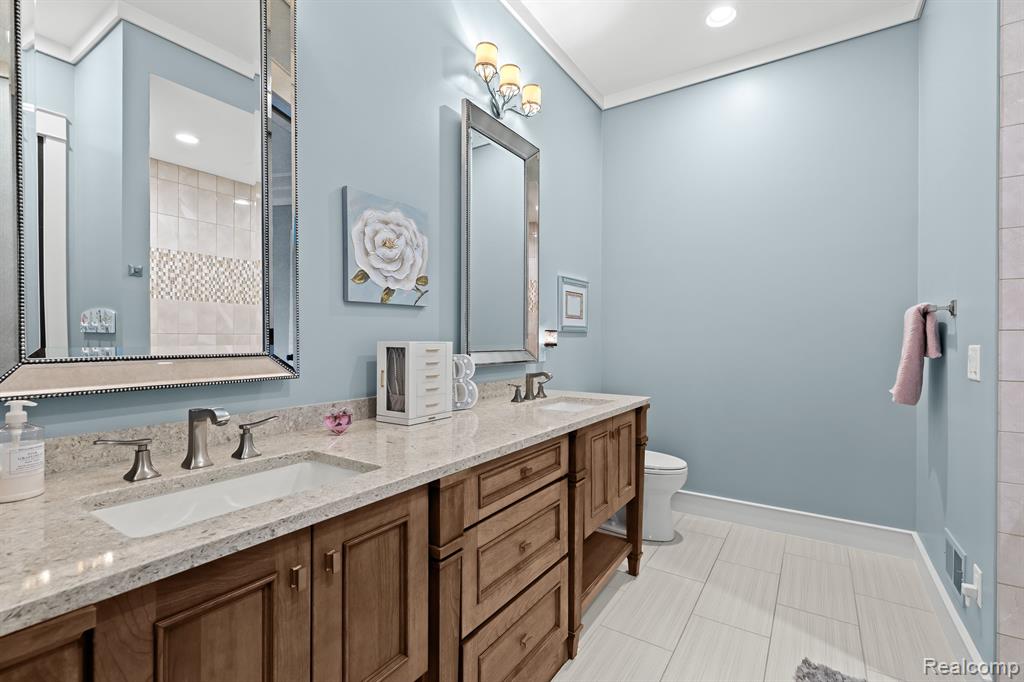 5744 WYNDAM Lane, Brighton, MI 48116 — Photo 22