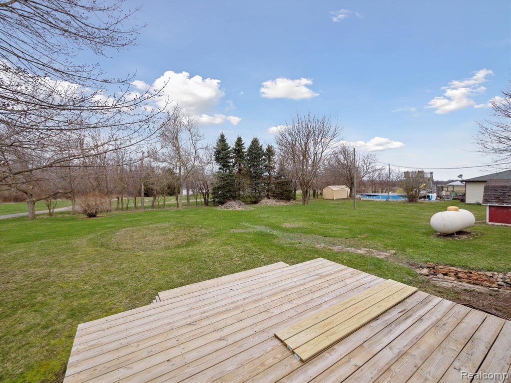 5469 HOGBACK Road, Fowlerville, MI 48836 — Photo 27