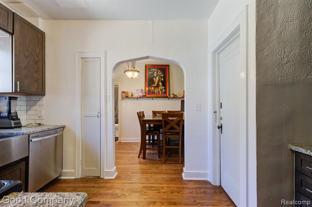 637 S CONNECTICUT Unit 4, Royal Oak, MI 48067 — Photo 11