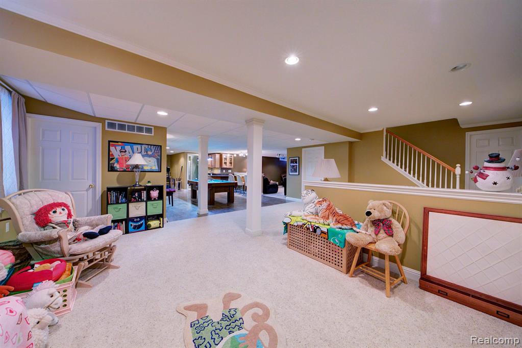 49776 Garfield Lane, Canton, MI 48188 — Photo 73