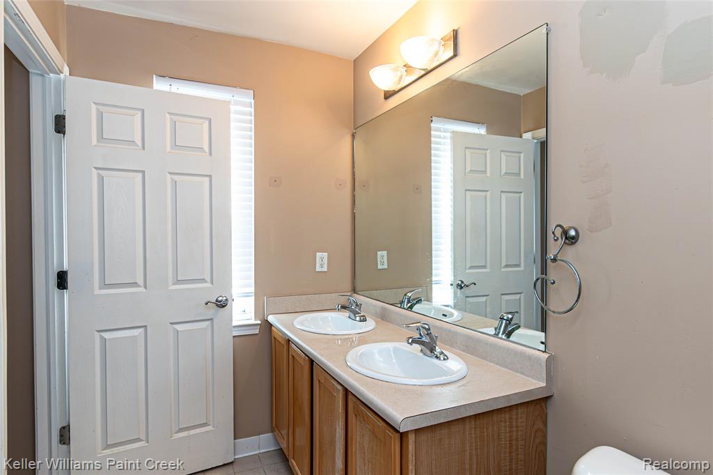 41544 Mitchell Road, Novi, MI 48377 — Photo 28