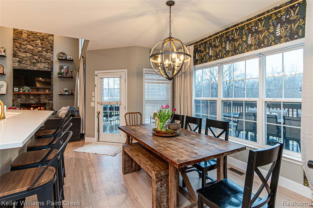 877 Wynstone Circle N, Oakland, MI — Photo 18