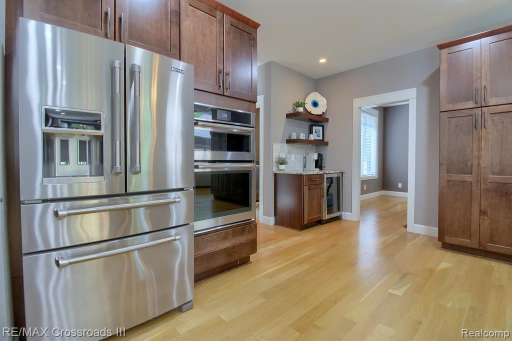 47605 HANFORD Road, Canton, MI 48187 — Photo 17