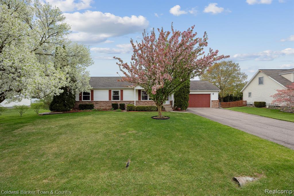 9361 SUMMERLAND Drive, Whitmore Lake, MI 48189 — Photo 3