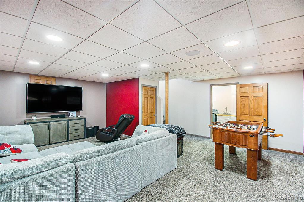7296 RUSTIC WAY Drive, Fowlerville, MI 48836 — Photo 24