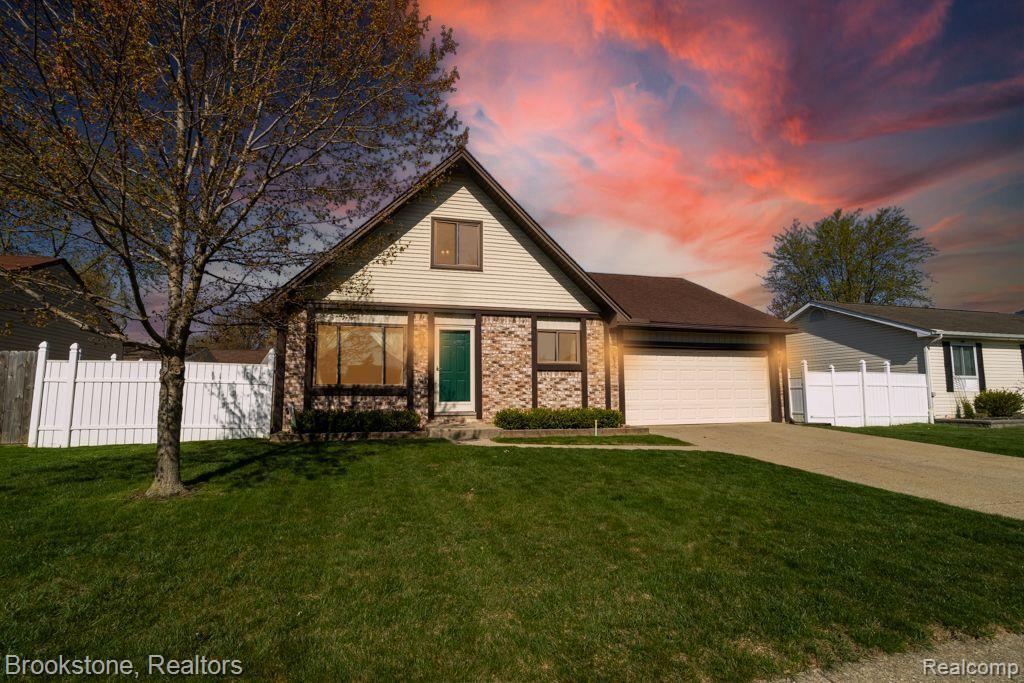 49213 KIMBERLY ANN Lane, Chesterfield, MI — front exterior