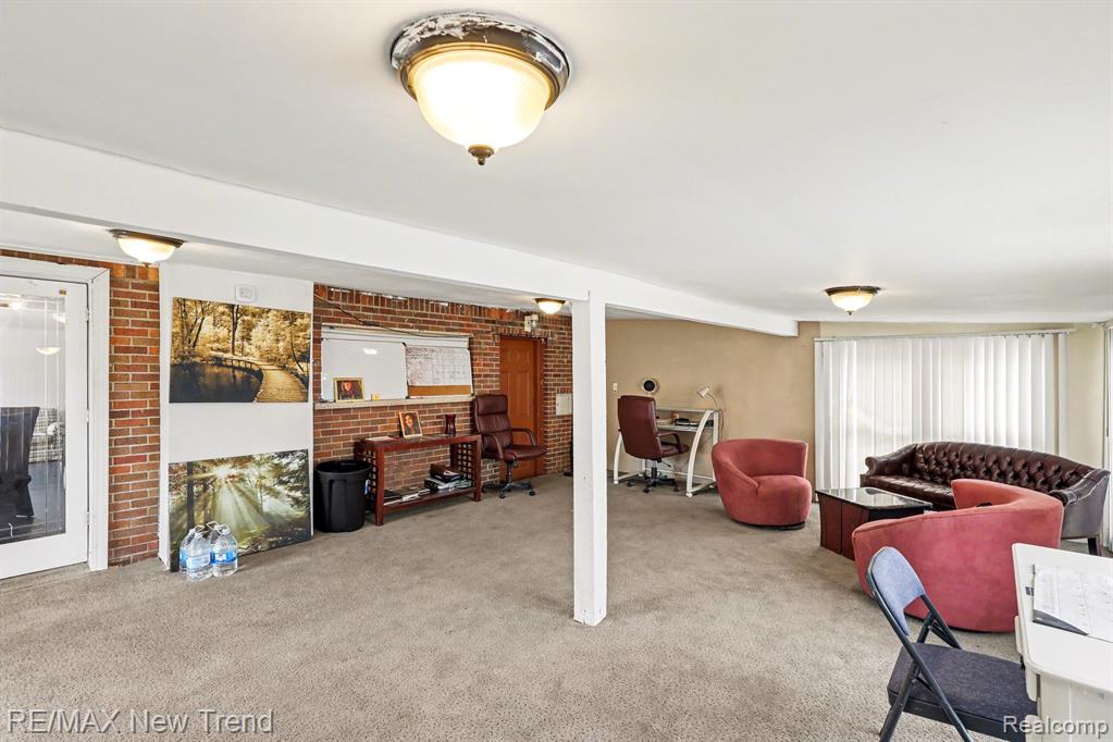 2174 Middlebelt Road, West Bloomfield, MI 48324 — Photo 15