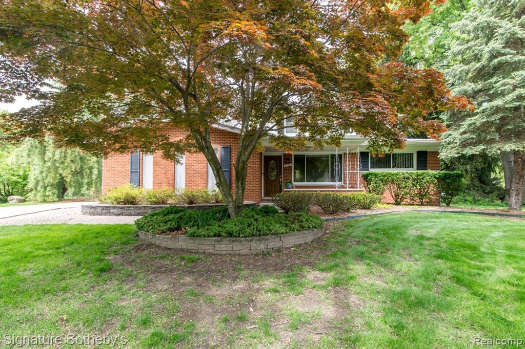 6279 WALKER Court, Troy, MI 48085 — Photo 62