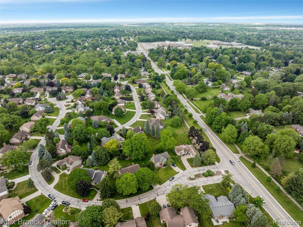 885 Timberline Drive, Rochester Hills, MI 48309 — Photo 5