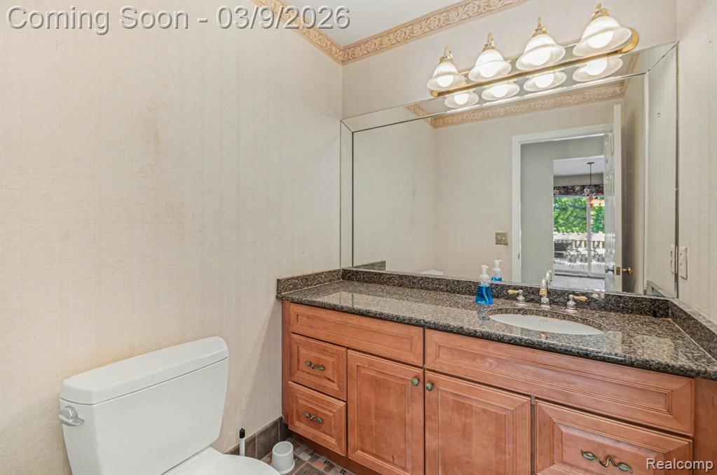 4280 Woodlands, Orchard Lake Village, MI 48323 — Photo 21
