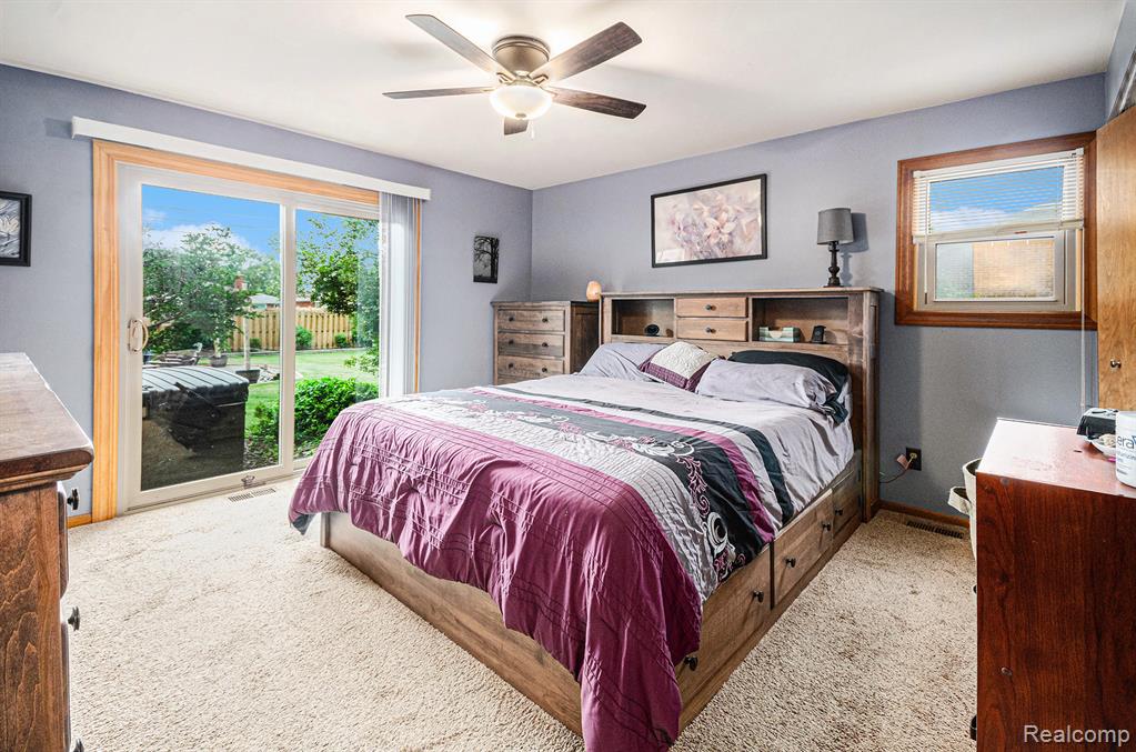 9300 Clippert Street, Taylor, MI 48180 — Photo 15