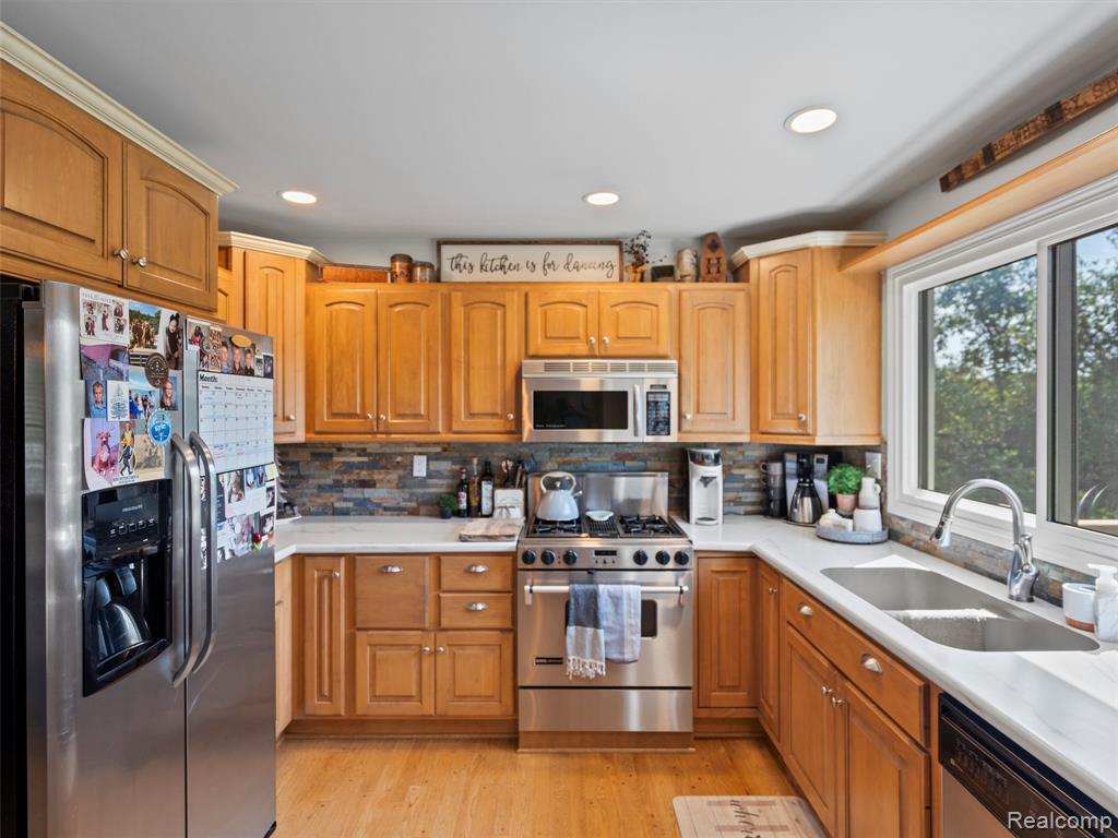 5308 Hummer Lake Road, Oxford, MI 48371 — Photo 10