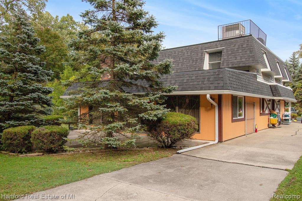 19622 Telegraph Road, Romulus, MI 48174 — Photo 8