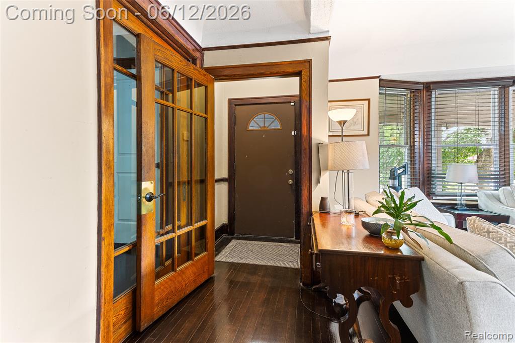 7641 La Salle Boulevard - Photo 5